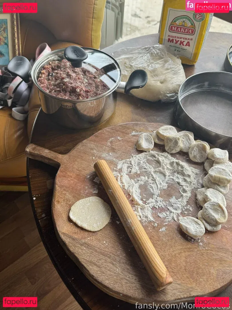 MonroCocos Onlyfans Photo Gallery 