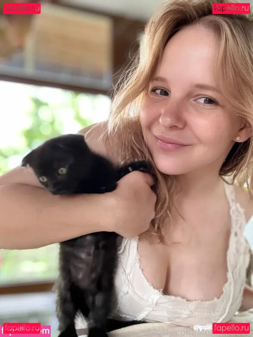 MonroCocos Onlyfans Photo Gallery 