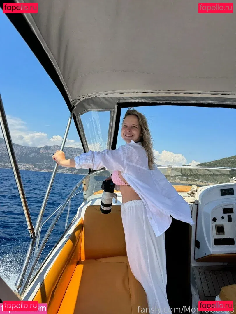 MonroCocos Onlyfans Photo Gallery 