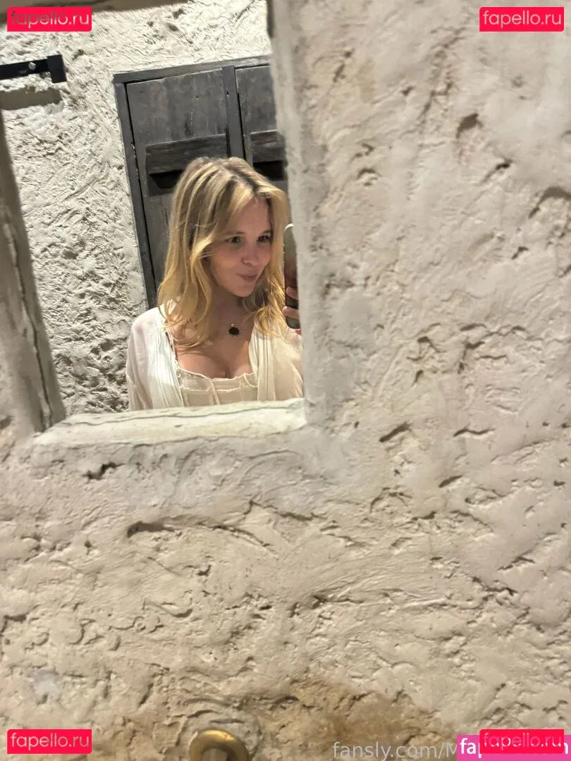 MonroCocos Onlyfans Photo Gallery 