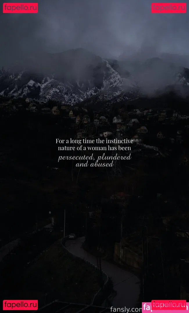 MonroCocos Onlyfans Photo Gallery 