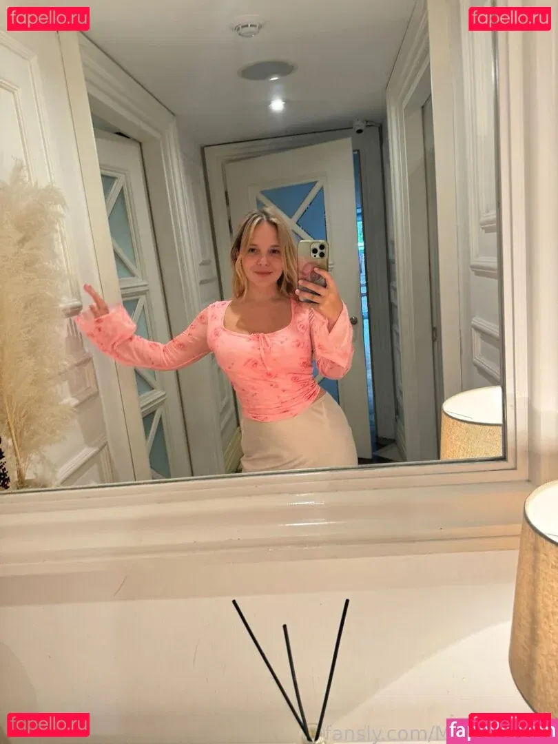 MonroCocos Onlyfans Photo Gallery 