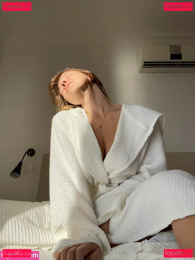 MonroCocos Onlyfans Photo Gallery 