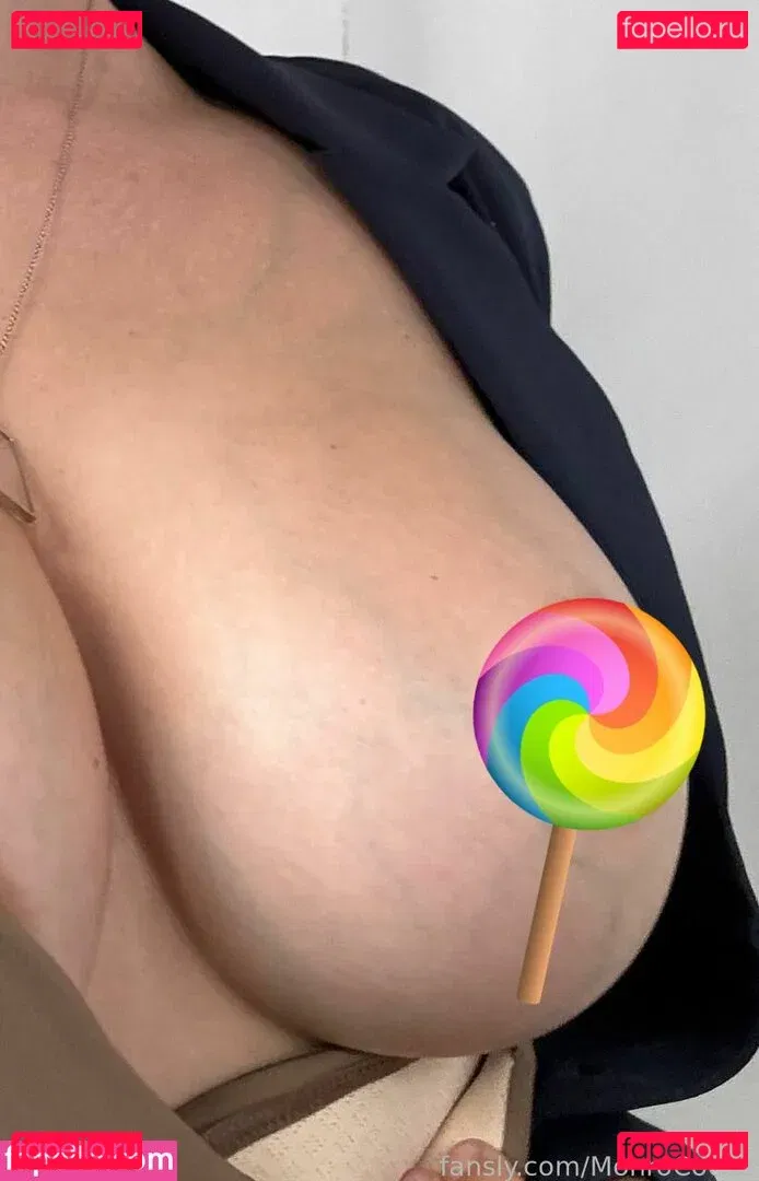 MonroCocos Onlyfans Photo Gallery 