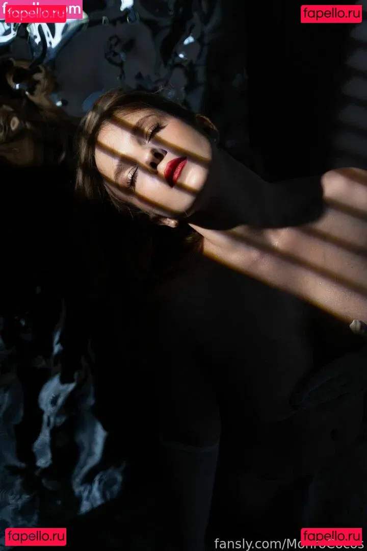 MonroCocos Onlyfans Photo Gallery 