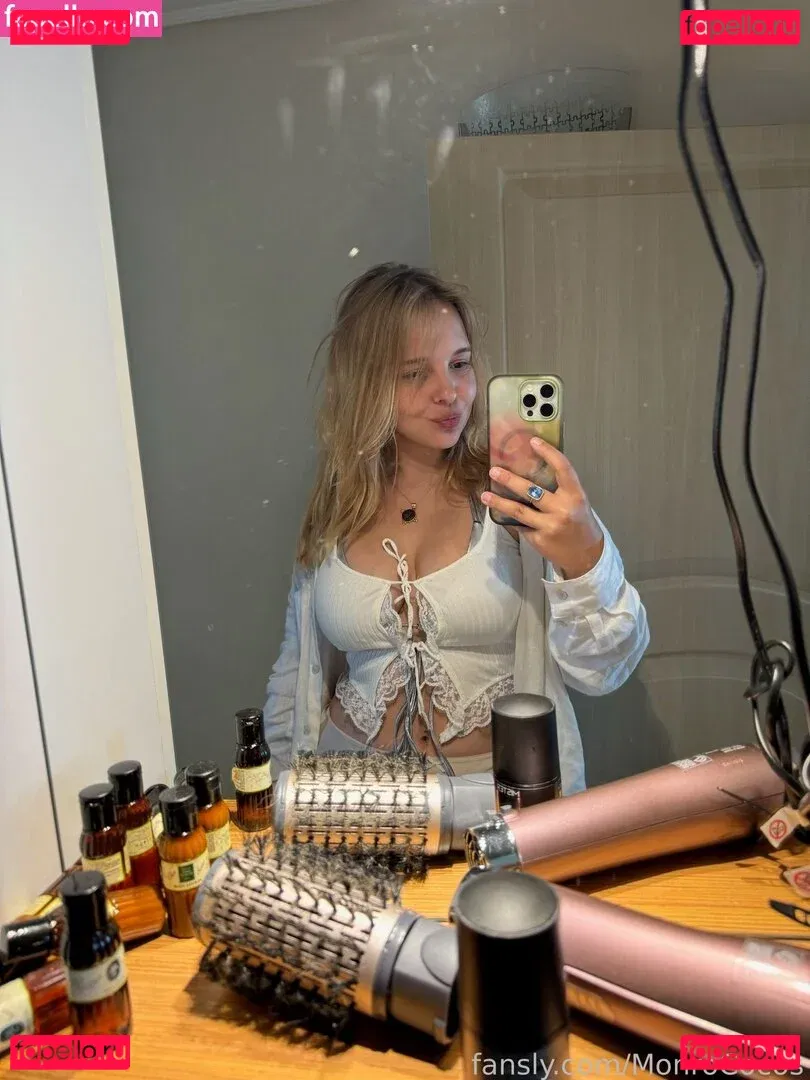 MonroCocos Onlyfans Photo Gallery 