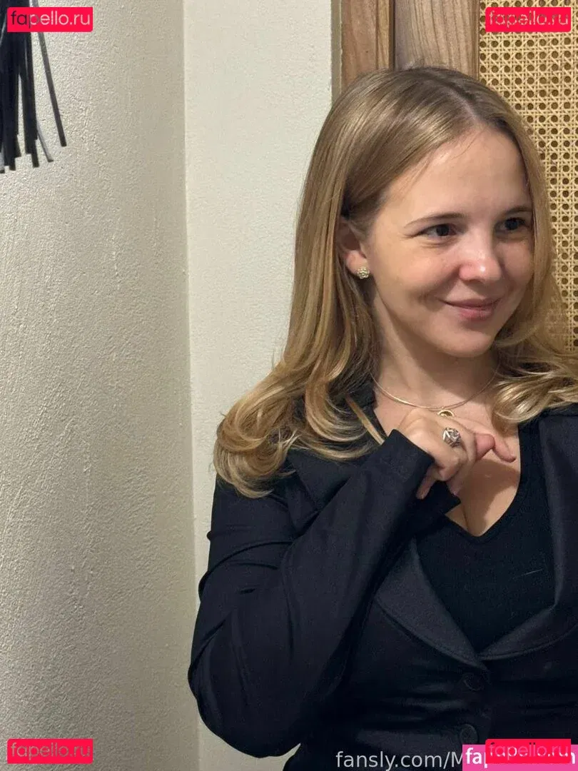 MonroCocos Onlyfans Photo Gallery 