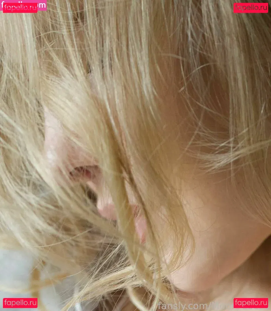 MonroCocos Onlyfans Photo Gallery 