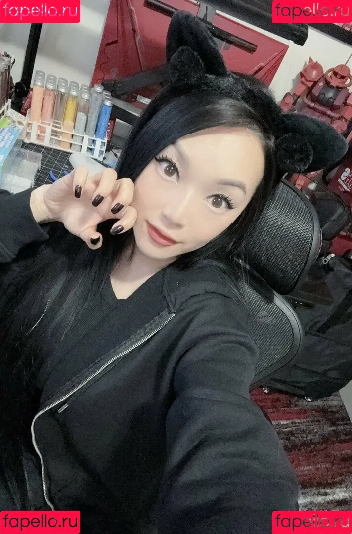 Vampybitme Onlyfans Photo Gallery 
