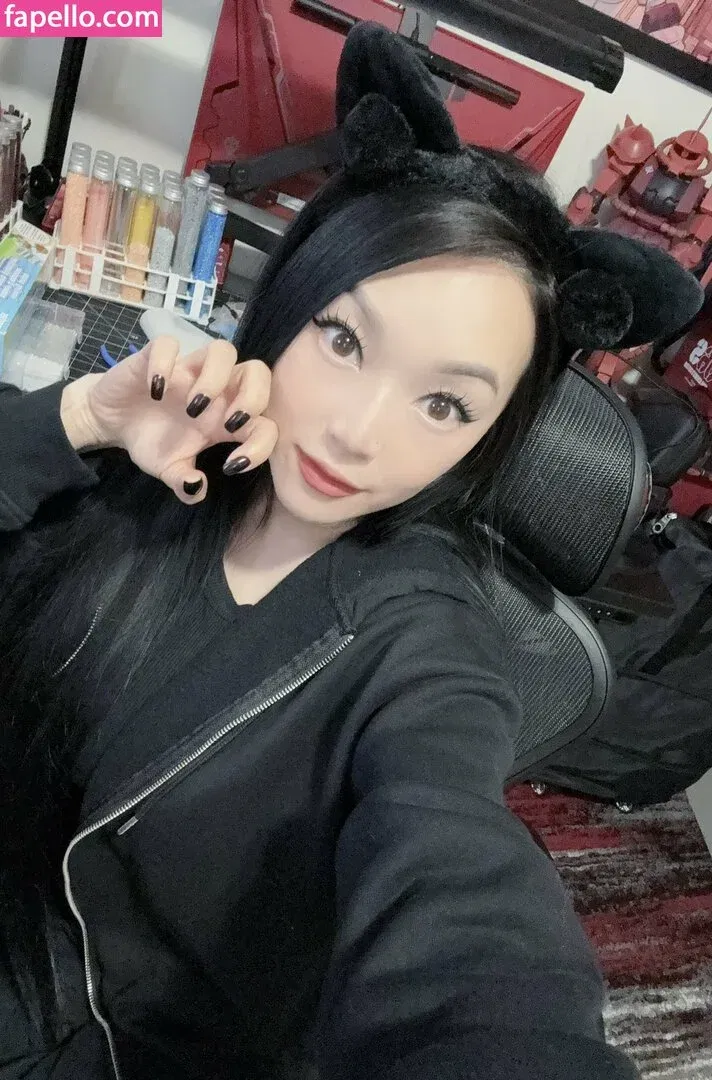 Vampybitme Onlyfans Photo Gallery 
