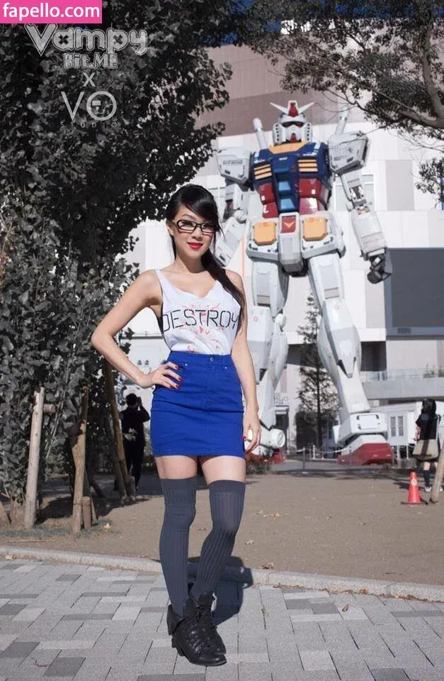 Vampybitme Onlyfans Photo Gallery 