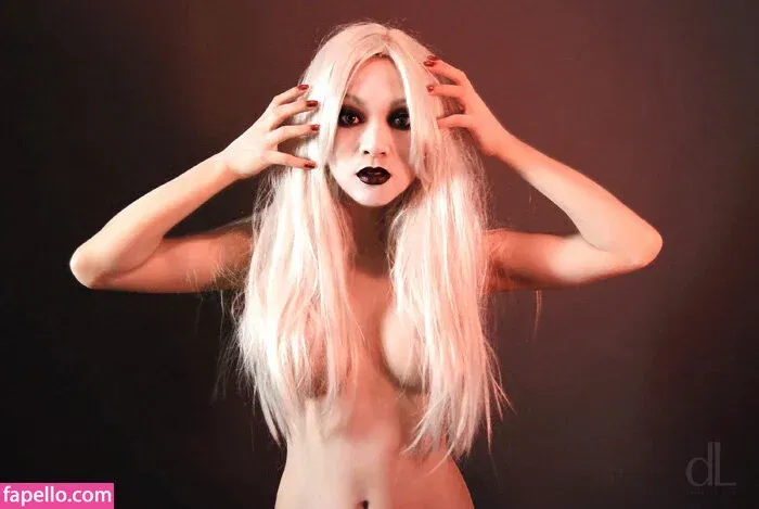 Vampybitme Onlyfans Photo Gallery 