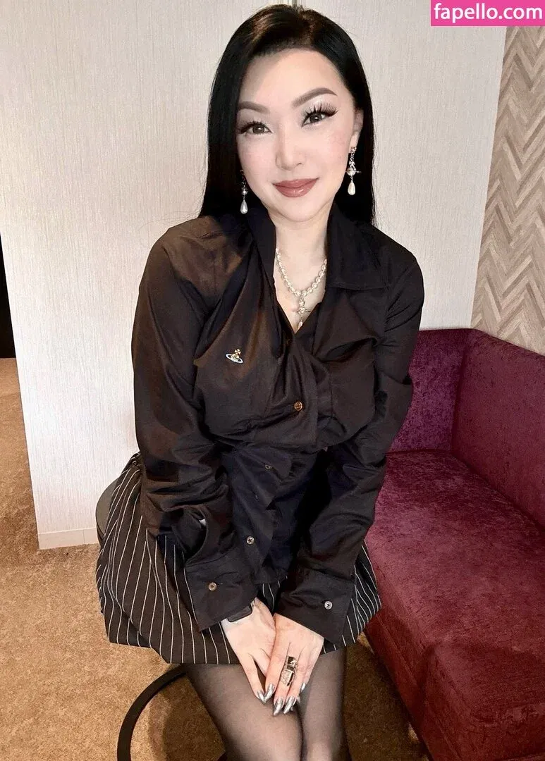 Vampybitme Onlyfans Photo Gallery 