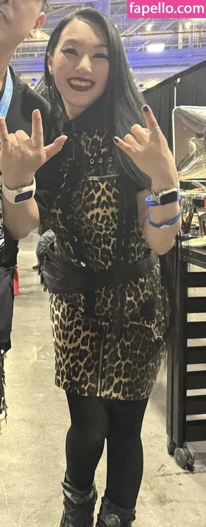 Vampybitme Onlyfans Photo Gallery 