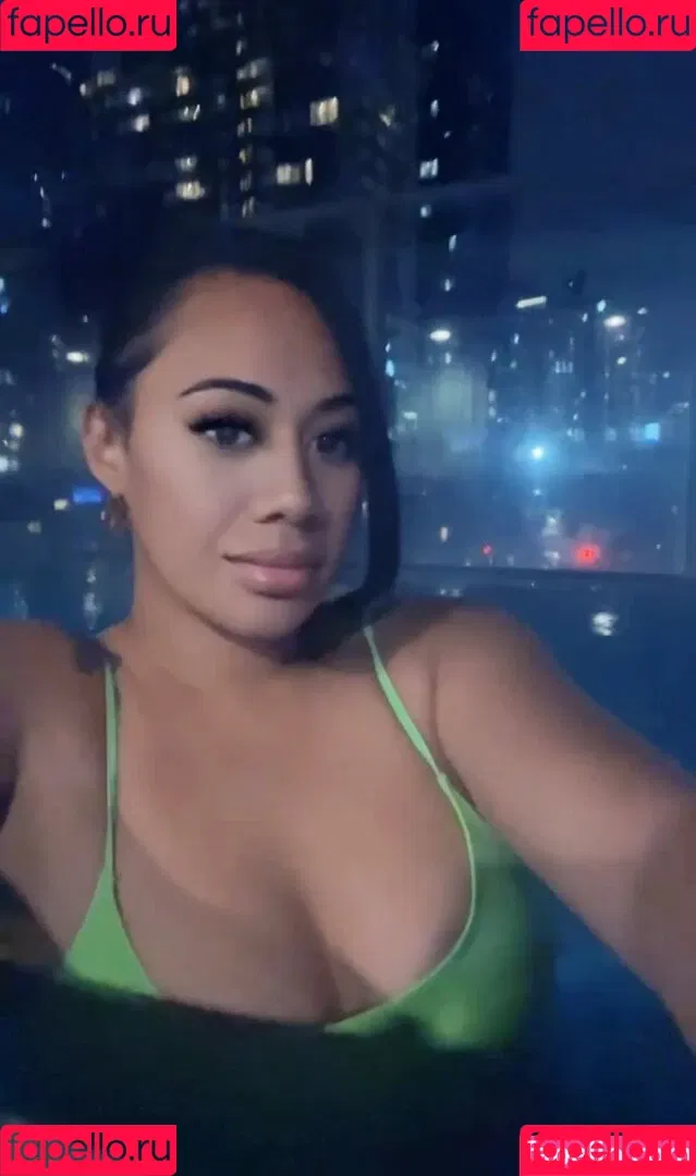 TonganBeauty Onlyfans Photo Gallery 