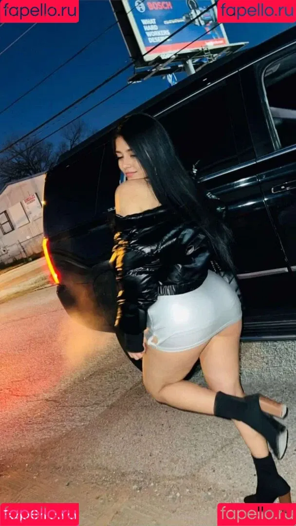 Parya_per Onlyfans Photo Gallery 