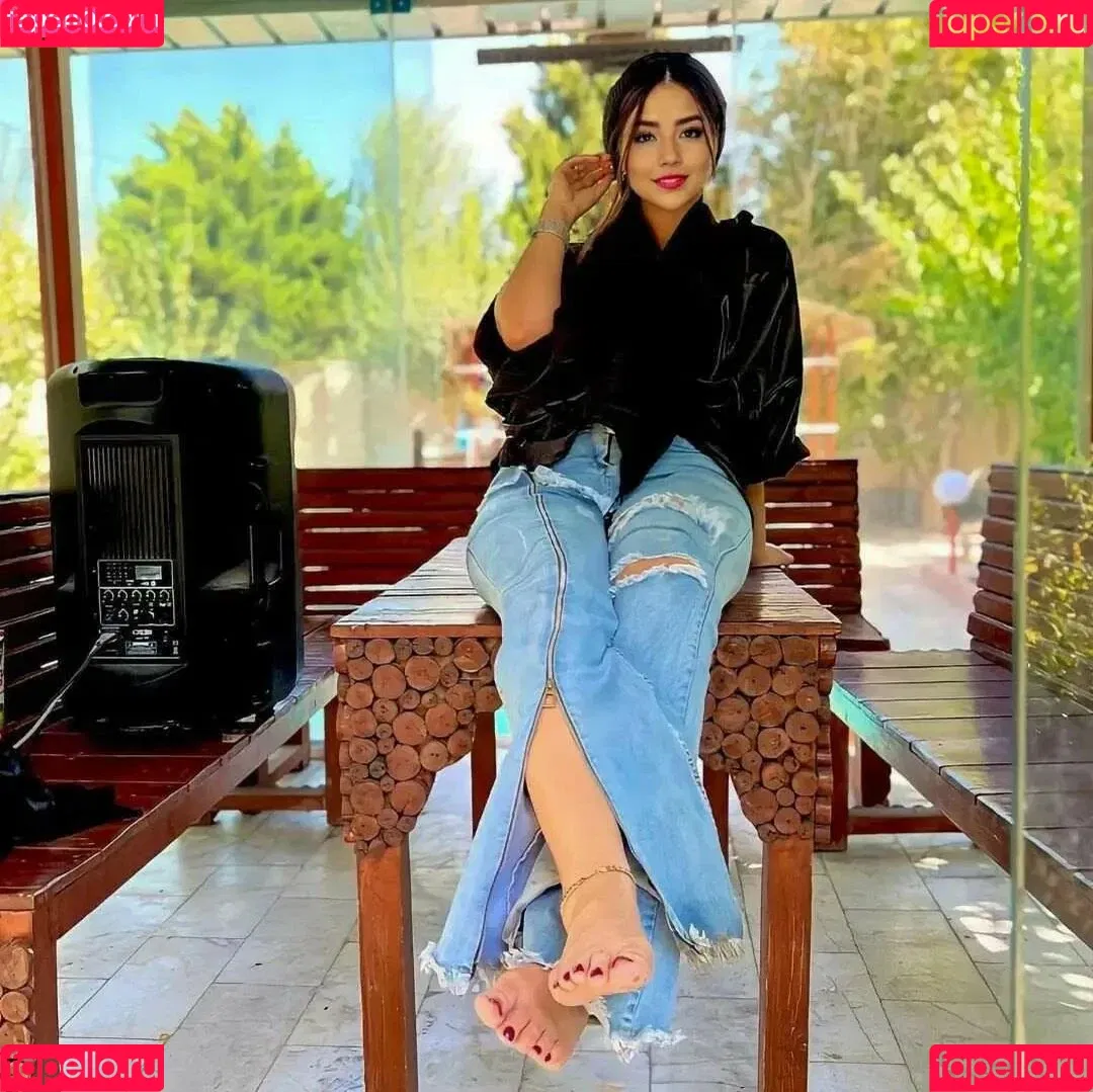 Parya_per Onlyfans Photo Gallery 