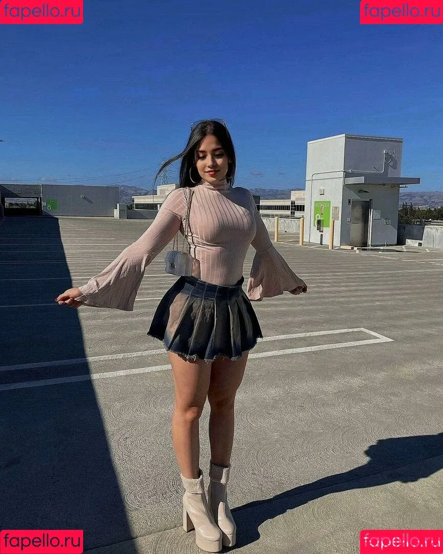 Parya_per Onlyfans Photo Gallery 