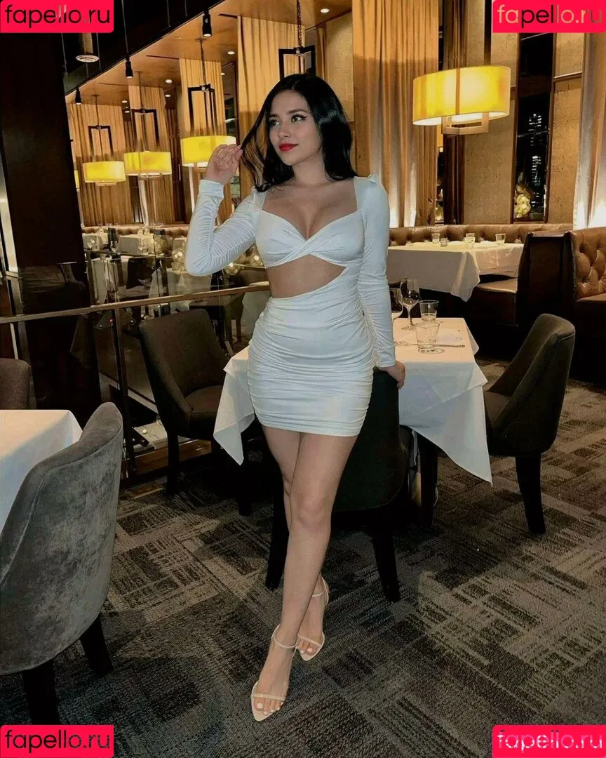 Parya_per Onlyfans Photo Gallery 