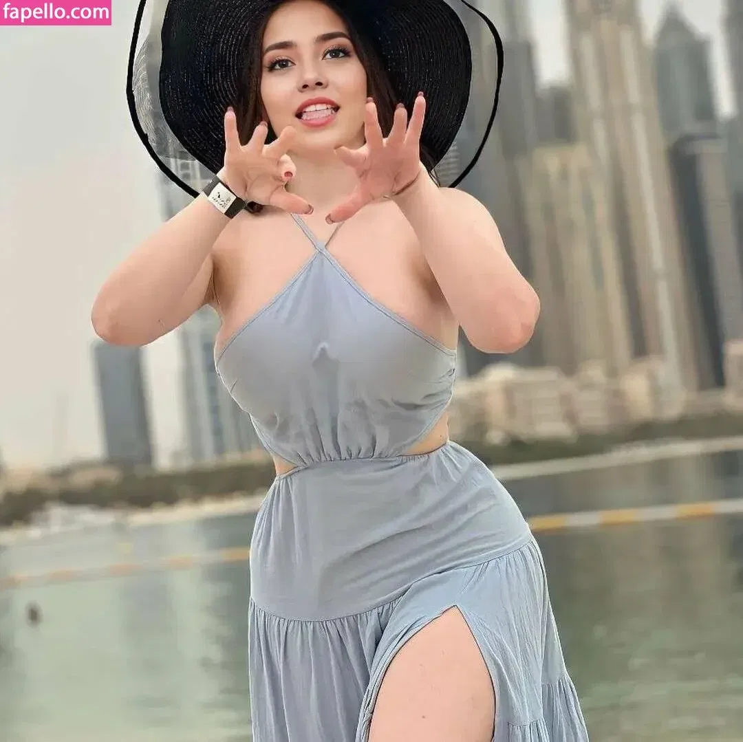 Parya_per Onlyfans Photo Gallery 