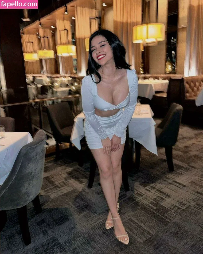 Parya_per Onlyfans Photo Gallery 