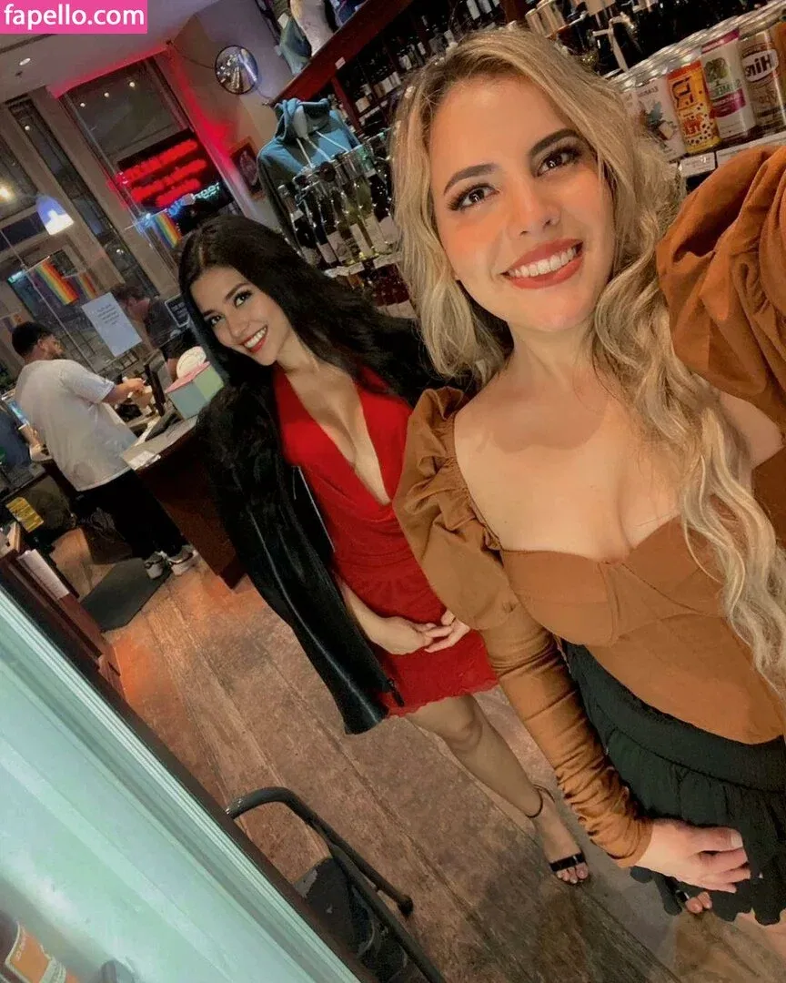 Parya_per Onlyfans Photo Gallery 