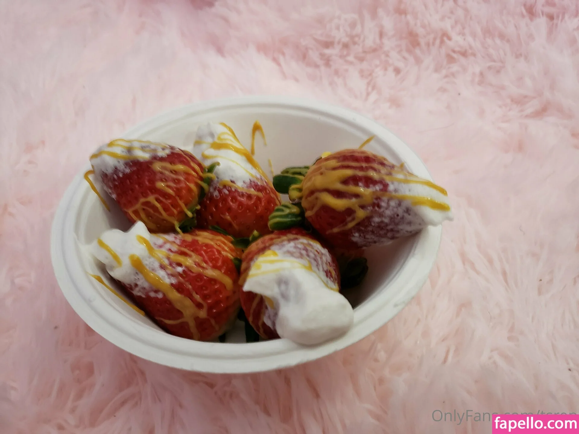 tsren Onlyfans Photo Gallery 