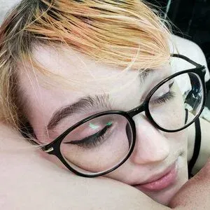 tsren Onlyfans Photo Gallery 