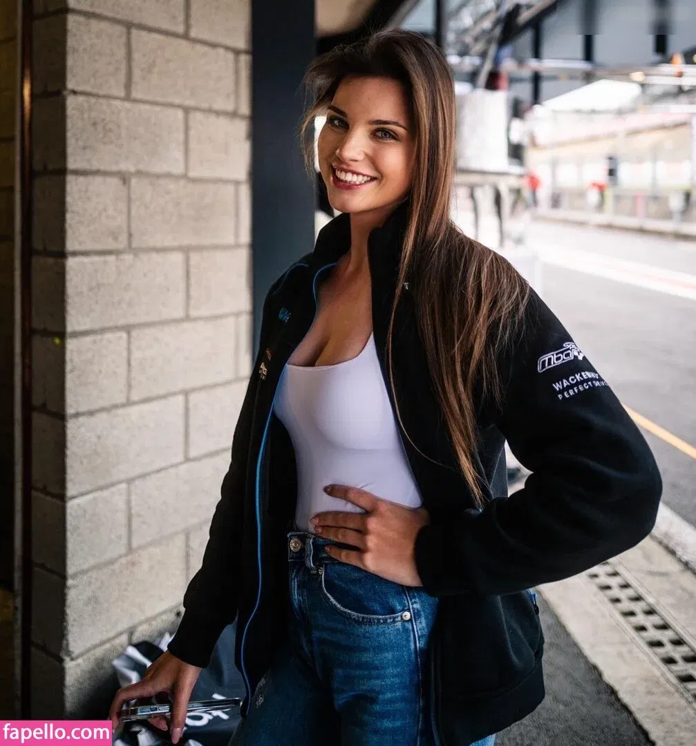 Vivien Keszthelyi Onlyfans Photo Gallery 