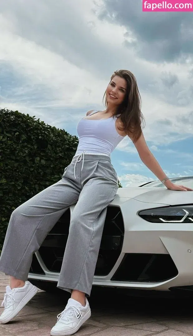 Vivien Keszthelyi Onlyfans Photo Gallery 