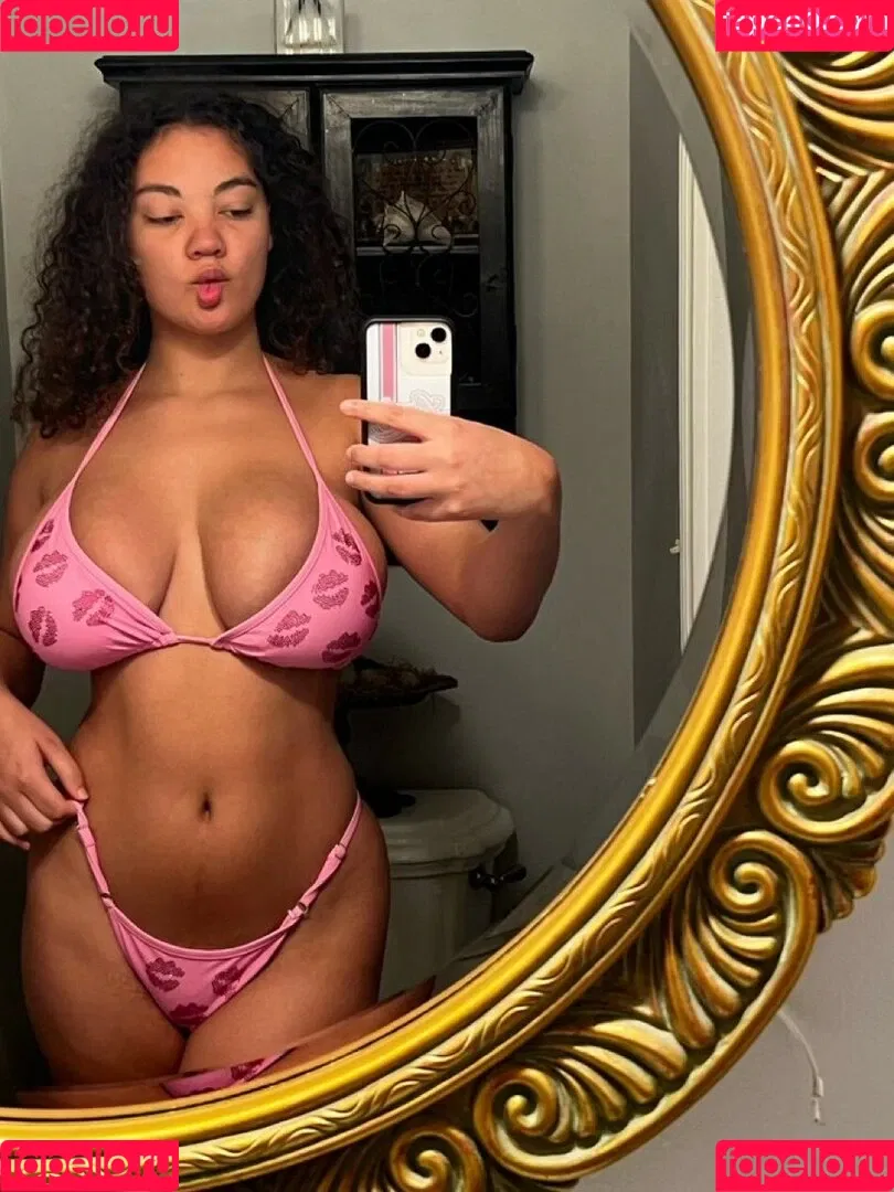 lilllyyy242 Onlyfans Photo Gallery 