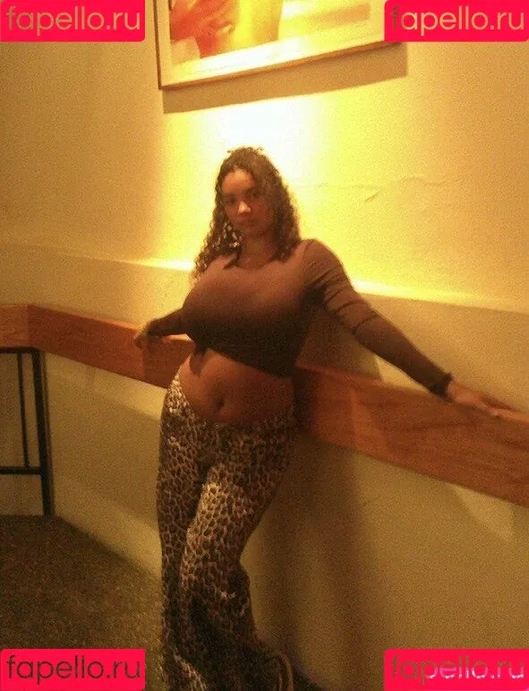 lilllyyy242 Onlyfans Photo Gallery 
