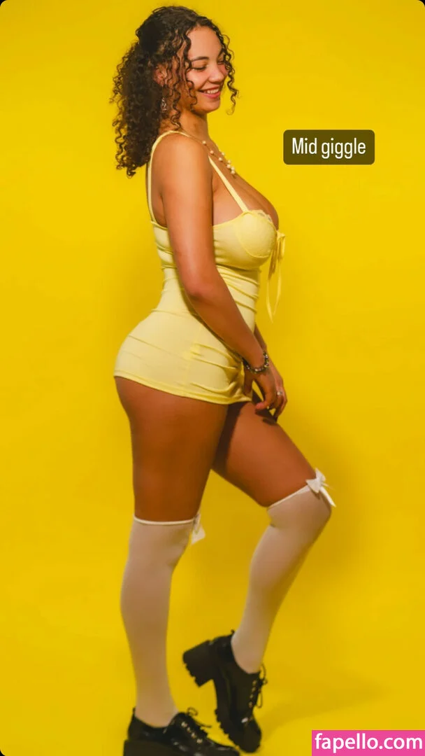 lilllyyy242 Onlyfans Photo Gallery 