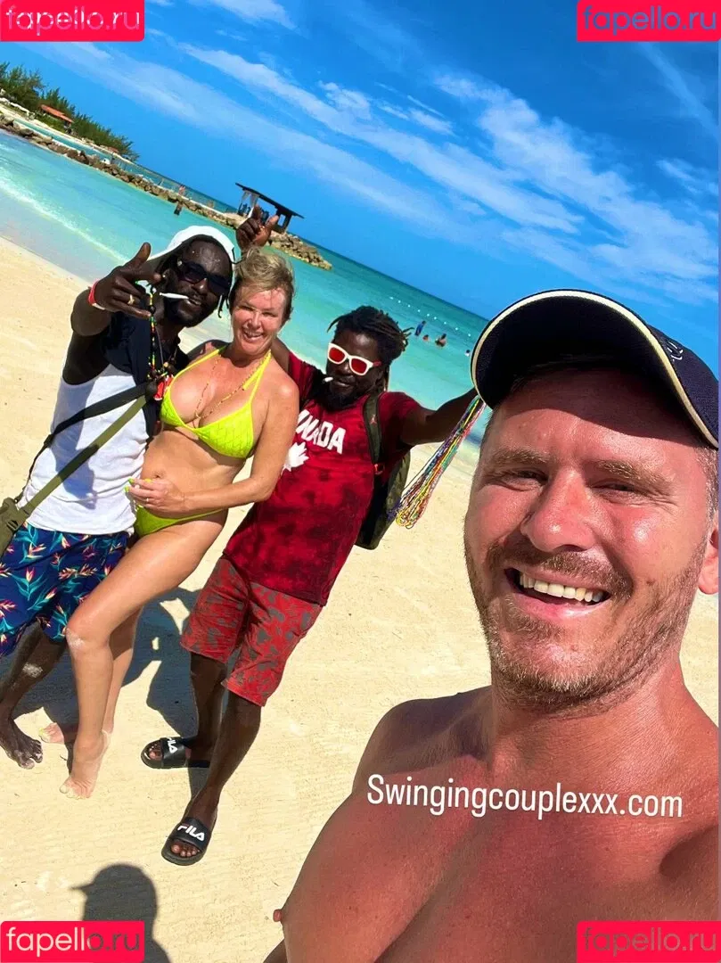Swingingcouple Onlyfans Photo Gallery 