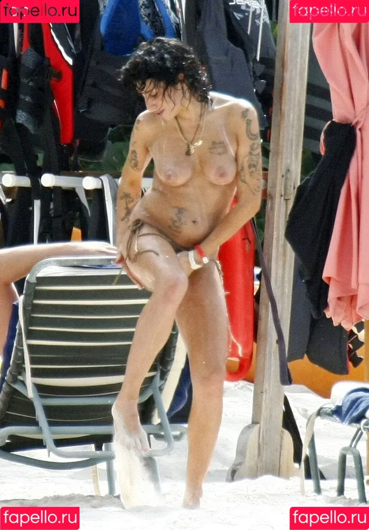 Amy Winehouse Onlyfans Photo Gallery 