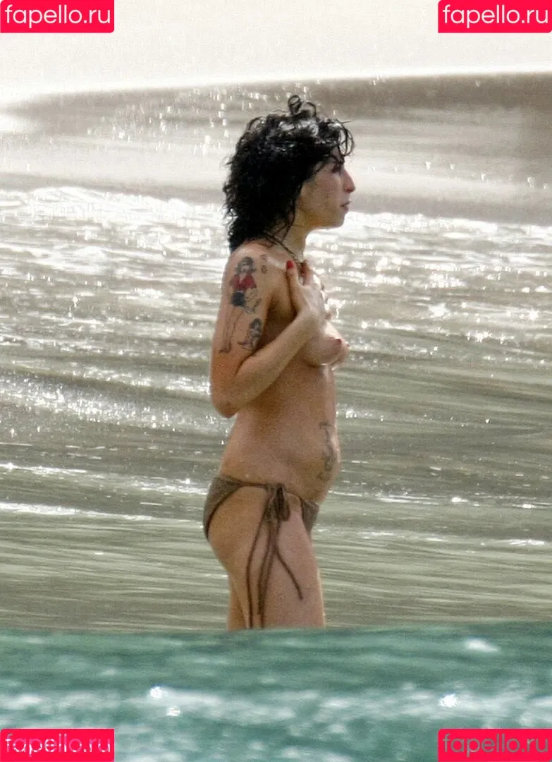 Amy Winehouse Onlyfans Photo Gallery 