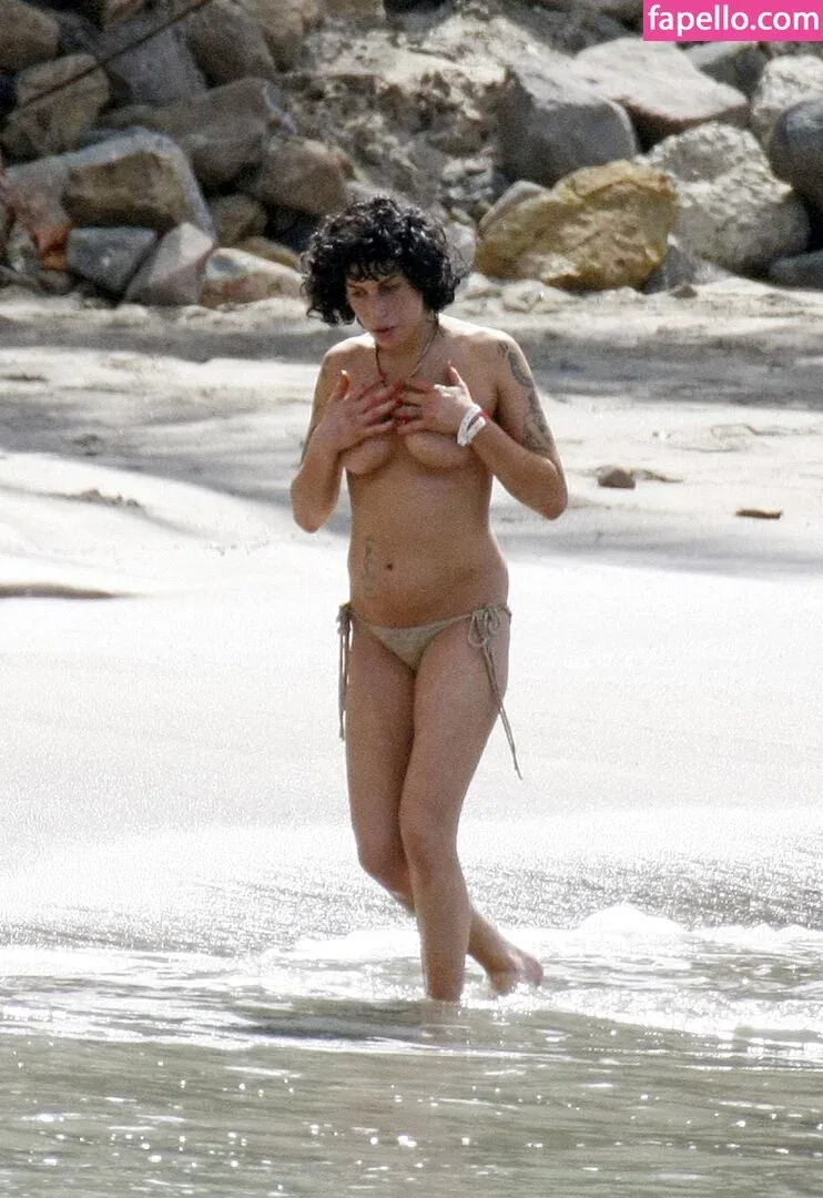 Amy Winehouse Onlyfans Photo Gallery 