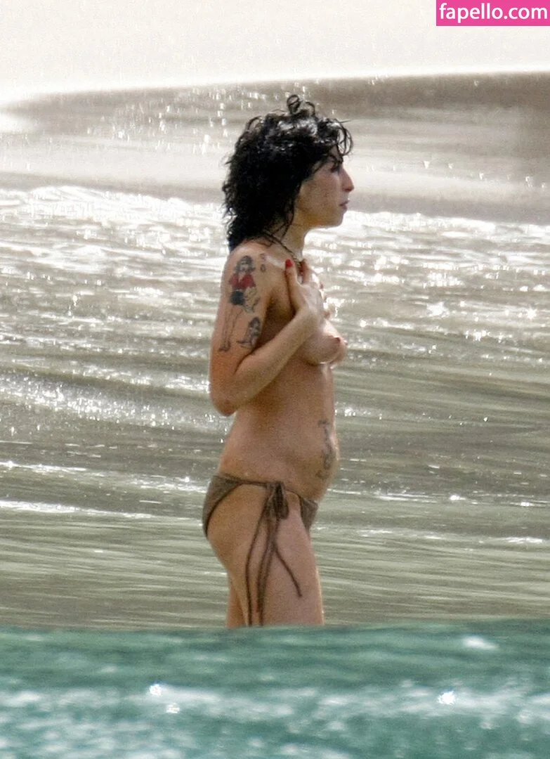 Amy Winehouse Onlyfans Photo Gallery 