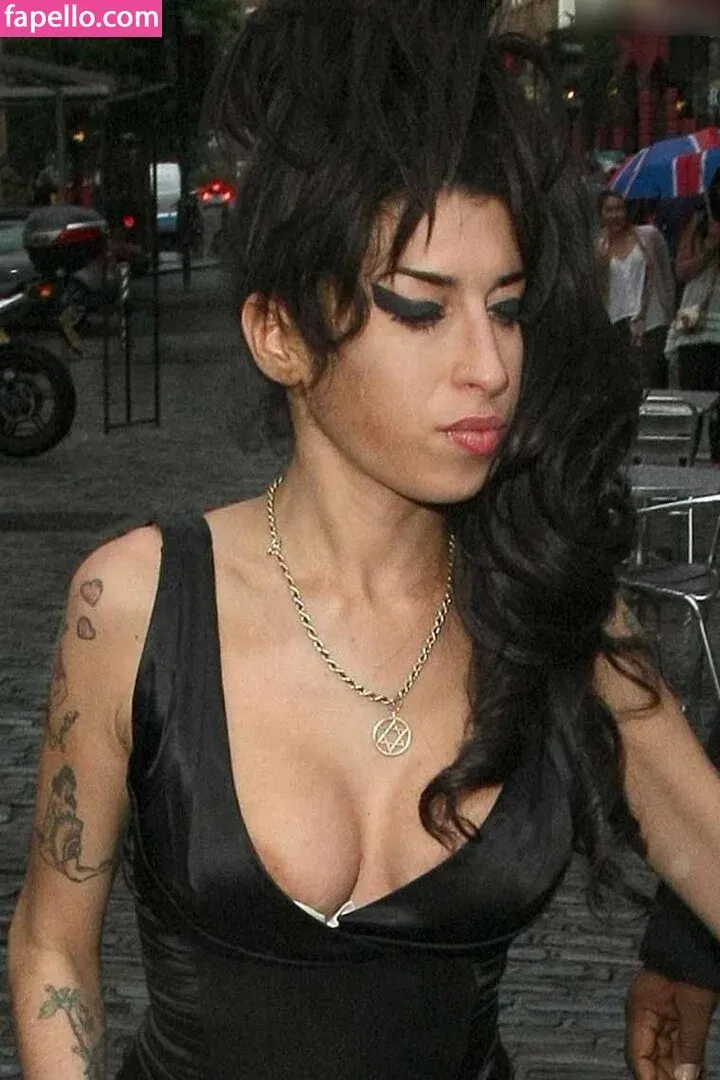 Amy Winehouse Onlyfans Photo Gallery 