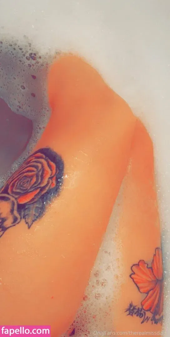 therealmissdaisy Onlyfans Photo Gallery 