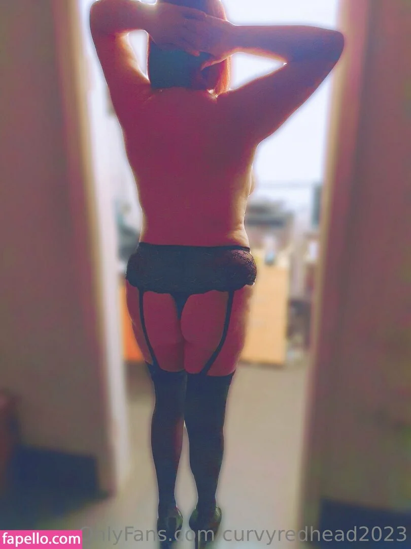 curvyredhead2023 Onlyfans Photo Gallery 
