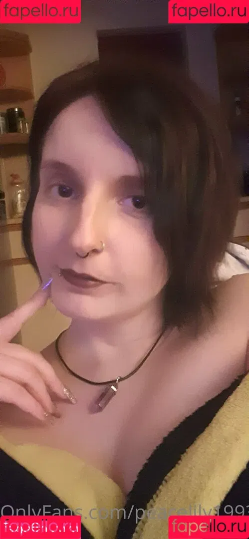 peacelily1993 Onlyfans Photo Gallery 