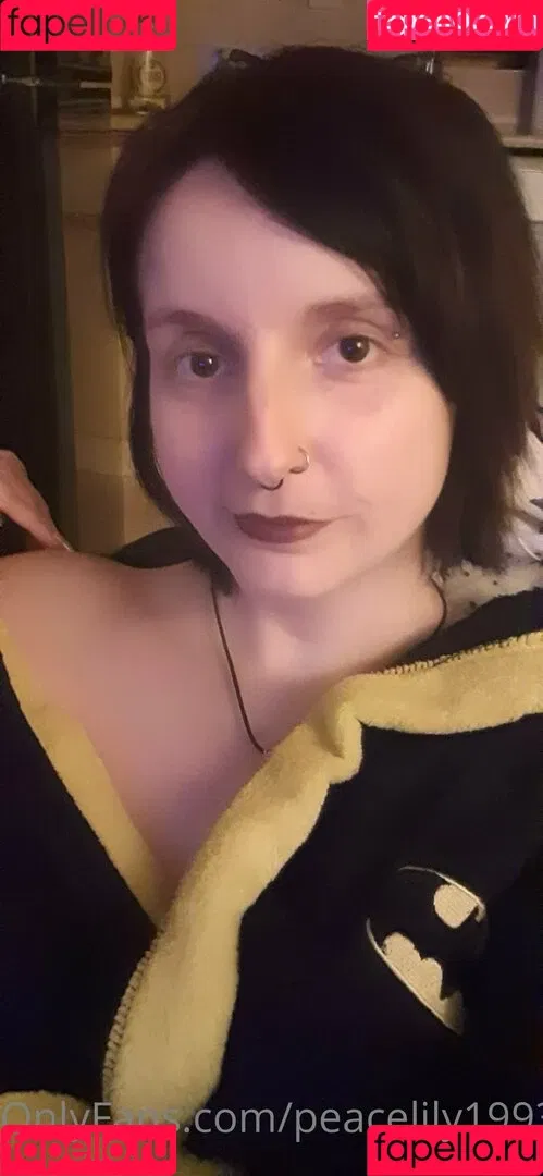 peacelily1993 Onlyfans Photo Gallery 