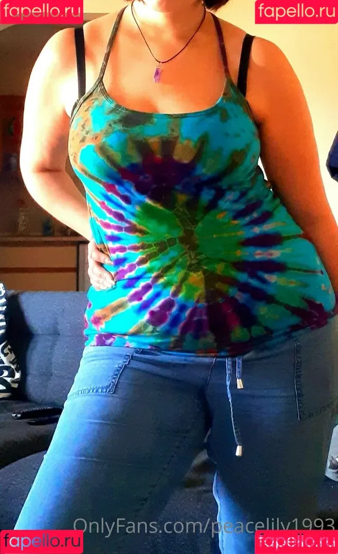 peacelily1993 Onlyfans Photo Gallery 