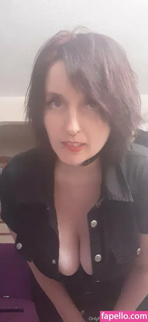 peacelily1993 Onlyfans Photo Gallery 