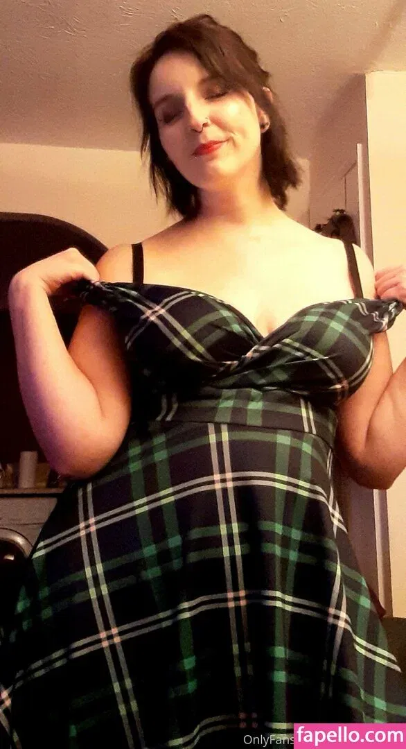 peacelily1993 Onlyfans Photo Gallery 