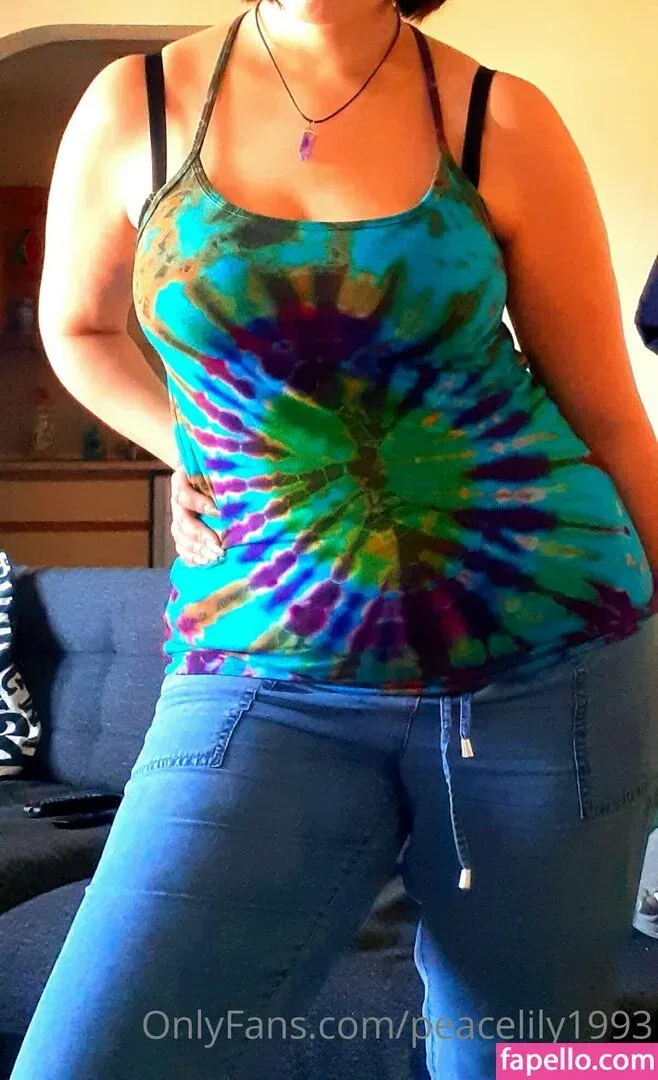 peacelily1993 Onlyfans Photo Gallery 