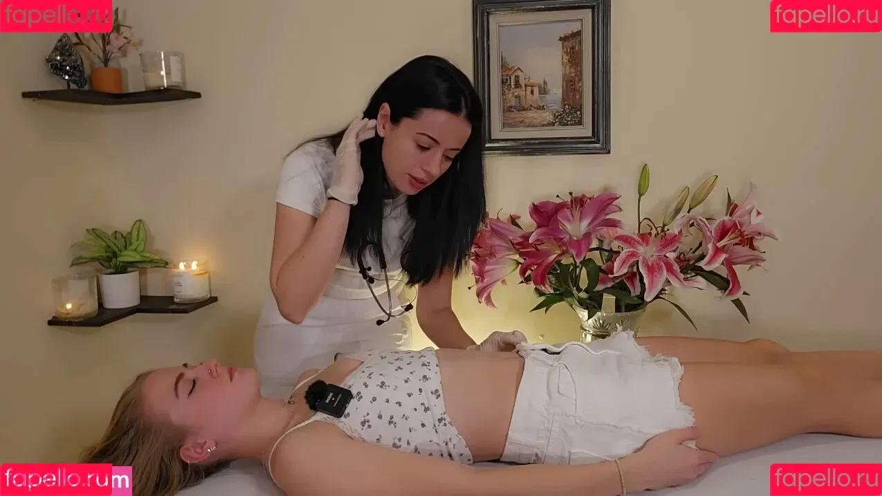 LunaLux ASMR Onlyfans Photo Gallery 