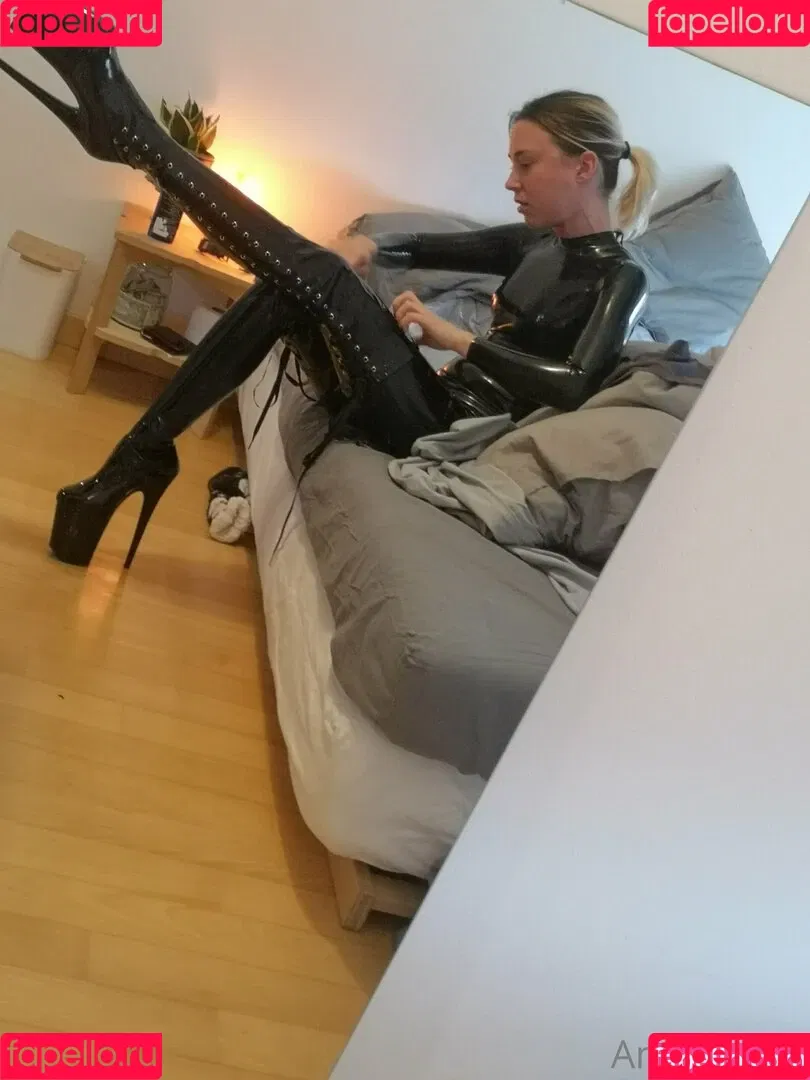 AnaKatana Onlyfans Photo Gallery 