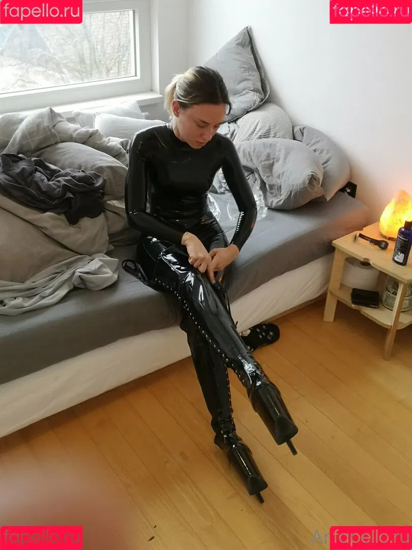 AnaKatana Onlyfans Photo Gallery 